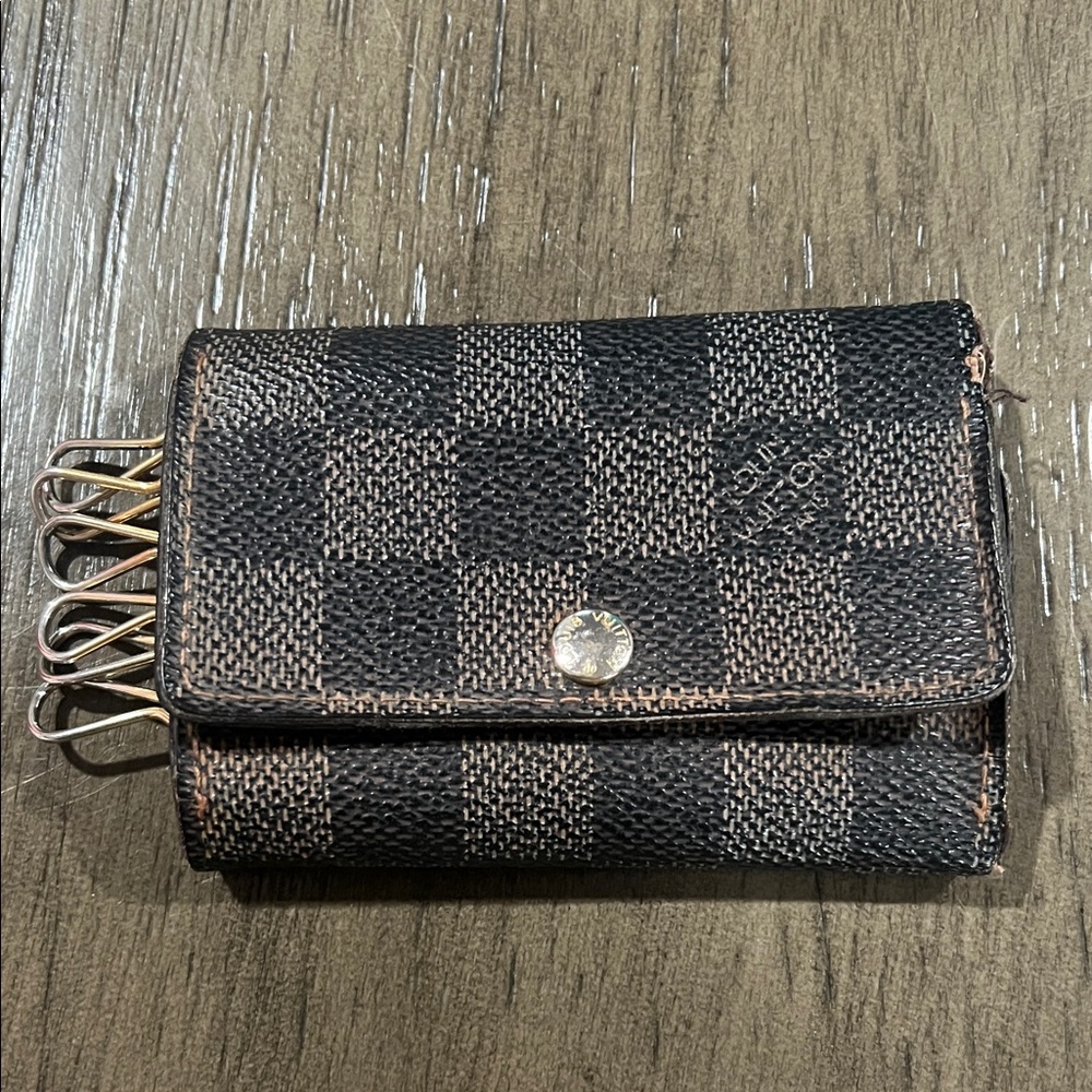 Louis Vuitton Black and Brown Checkered Key Holder